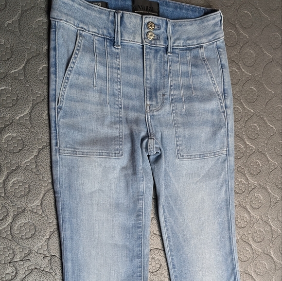 White House Black Market jeans - Picture 2 of 12